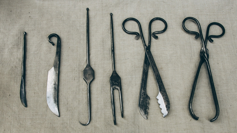 antique surgical instruments