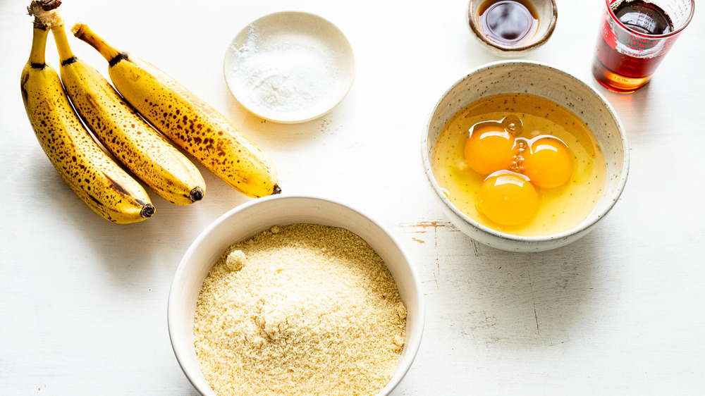 banana, eggs, almond flour maple syrup, vanilla for paleo banana bread