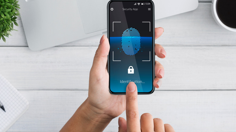 Fingerprint lock screen on a phone