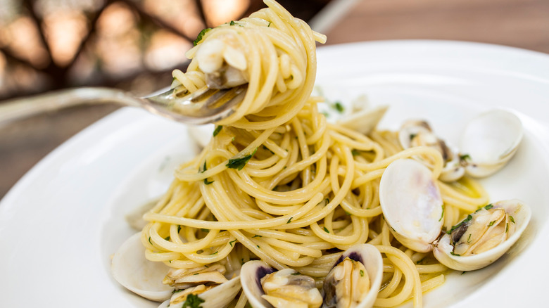 Pasta with clam sauce