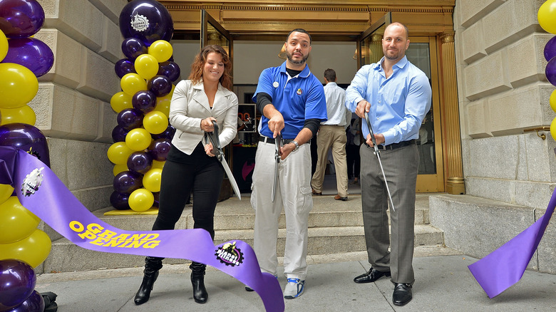 planet fitness grand opening