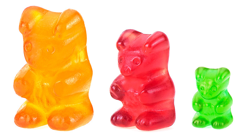 Three gummy bears, different sizes