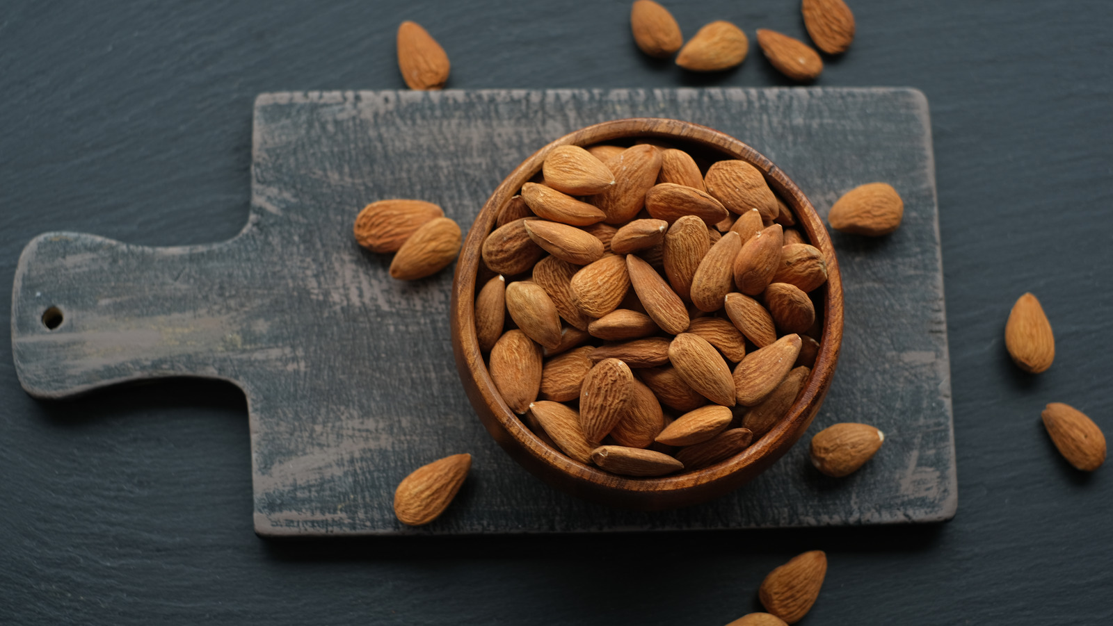 the-unexpected-connection-between-almonds-and-acid-reflux