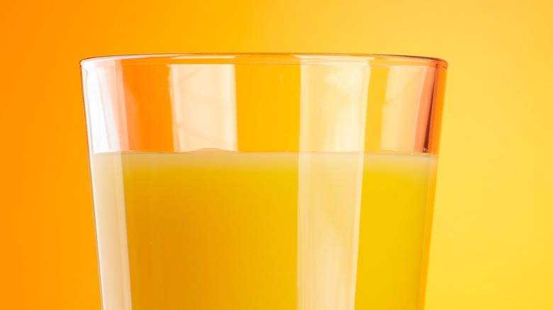 glass of orange juice