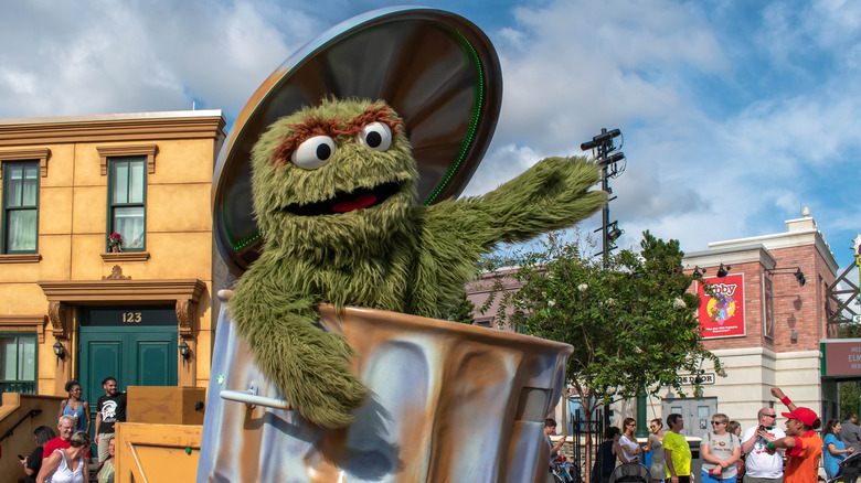 Oscar the grouch in his trash can