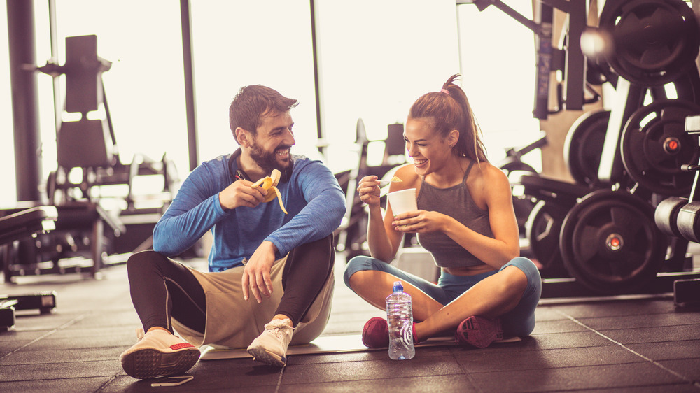 people eating after exercise