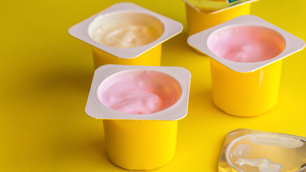 low-fat yogurt containers