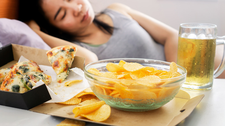 woman eating junk food