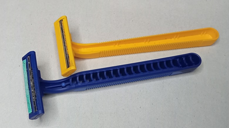 Blue and yellow razor blades