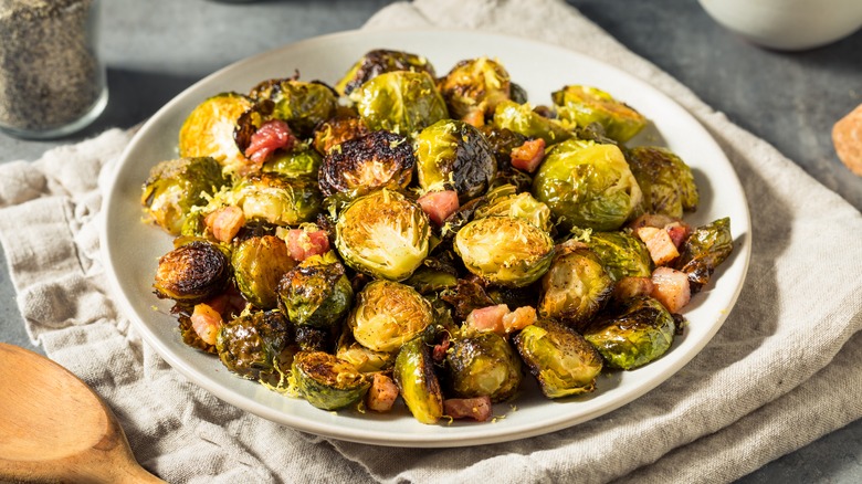 brussels sprouts in bowl