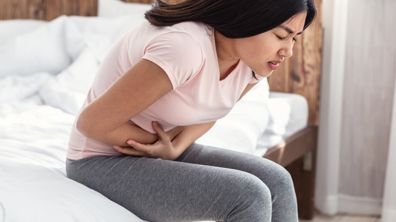 woman with ibs symptoms