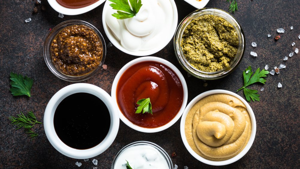 dips, sauces and condiments containing gluten