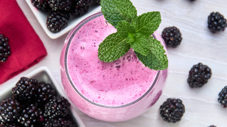 blackberry smoothie