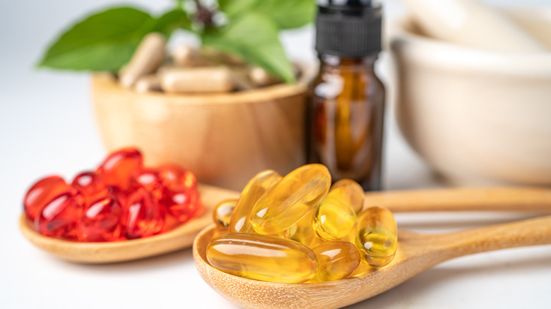 Different types of omega-3 supplements