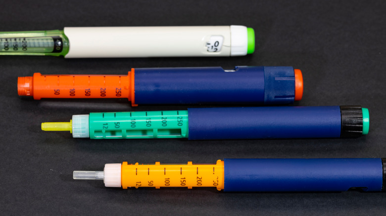 Different types of injector pens