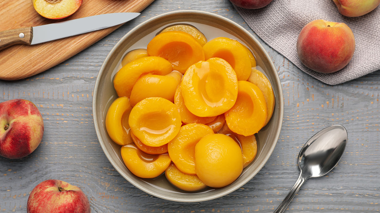 canned peach slices