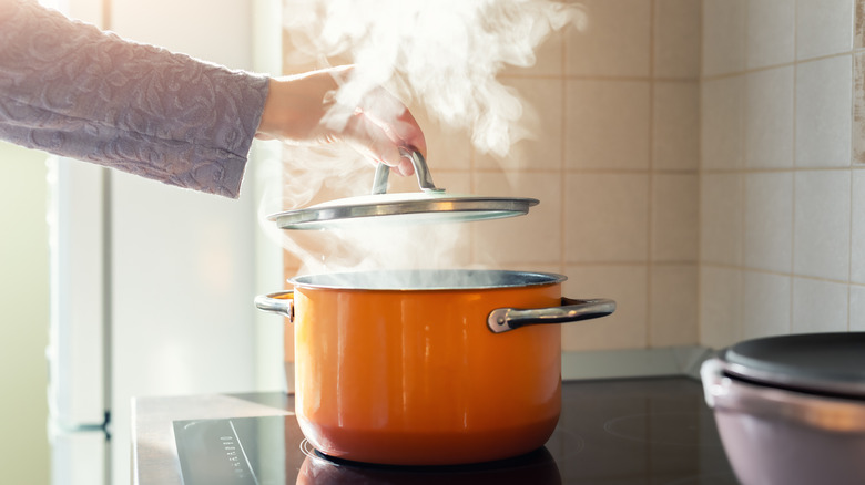 Boiling vegetables