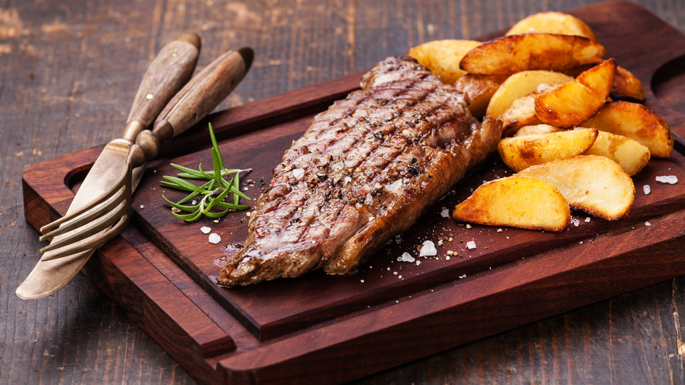 Steak and potato wedges