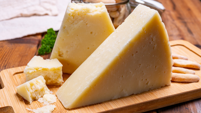 Matures Pecorino Romano Cheese