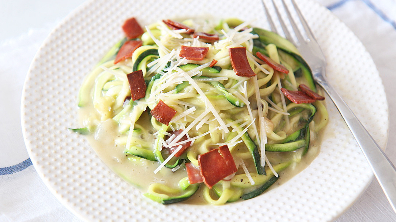 Easy Vegan Zucchini Carbonara Recipe Is The Healthy Dish You'll Crave