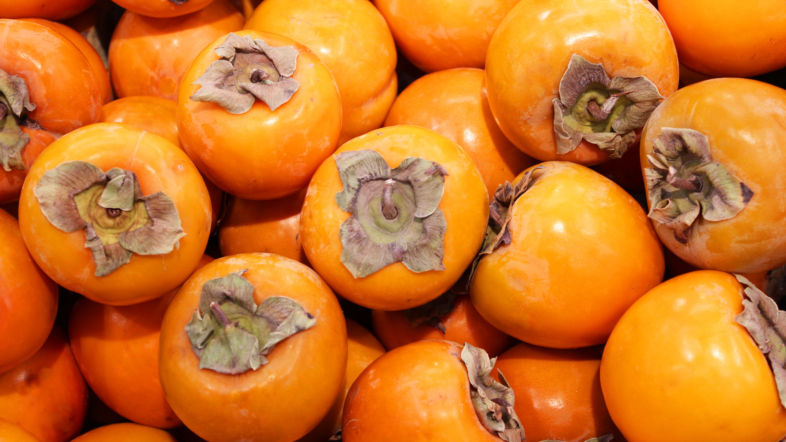 What Are The Benefits Of Eating Persimmons?