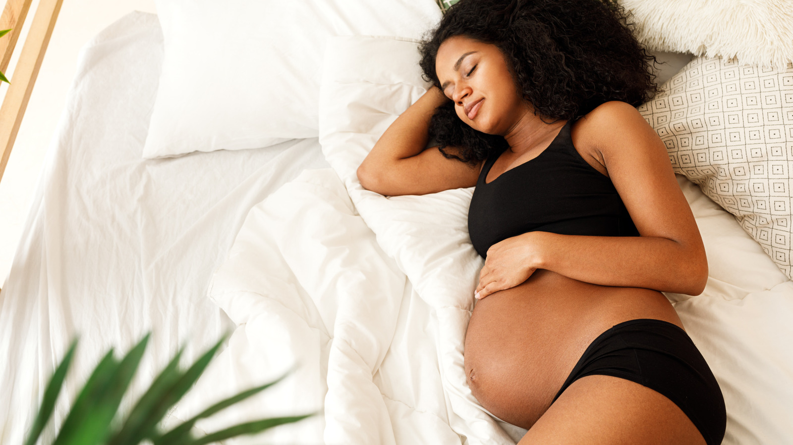 what-are-the-best-positions-to-sleep-in-while-pregnant