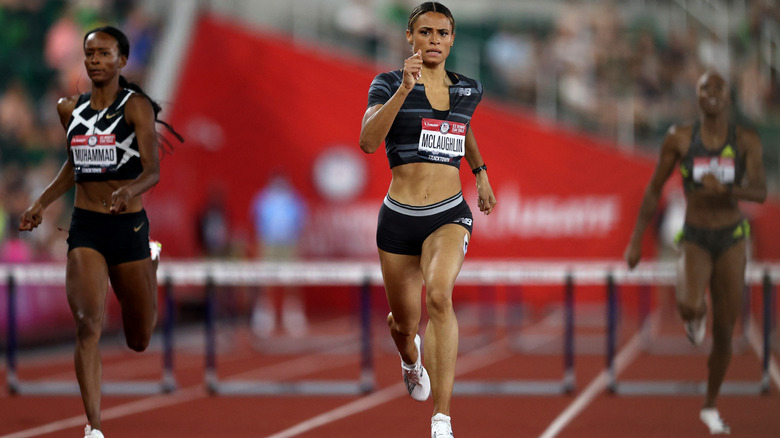 Sydney Mclaughlin setting a world record