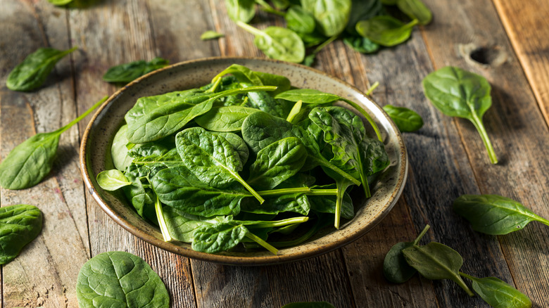 what-happens-to-your-body-when-you-eat-spinach-every-day