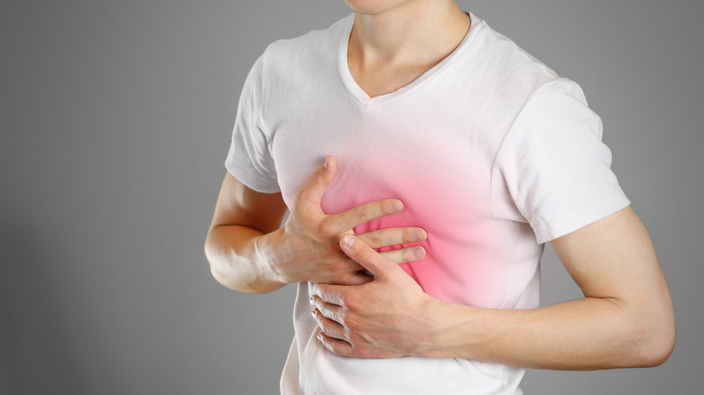 symptoms of heartburn