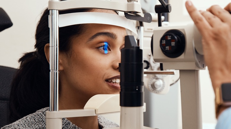 woman having eye test