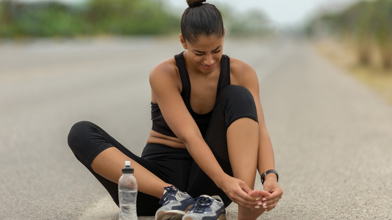 Running massaging foot