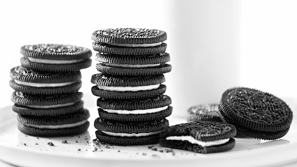 pile of oreos