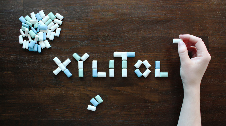 'xylitol' written in chewing gum