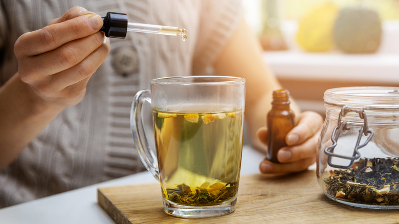 CBD oil in tea