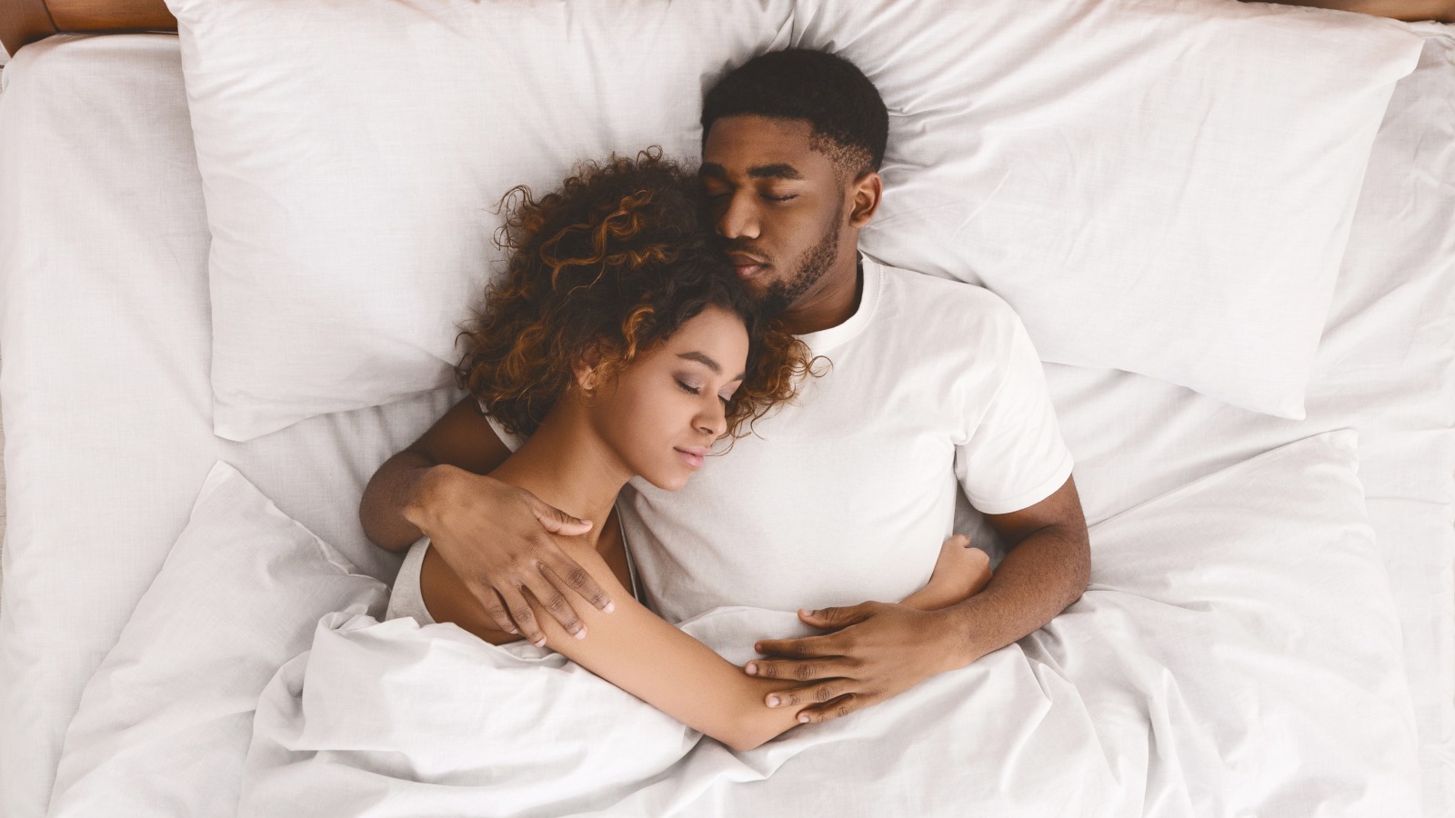 50,000+ Couple Sleep Pictures | Download Free Images on Unsplash