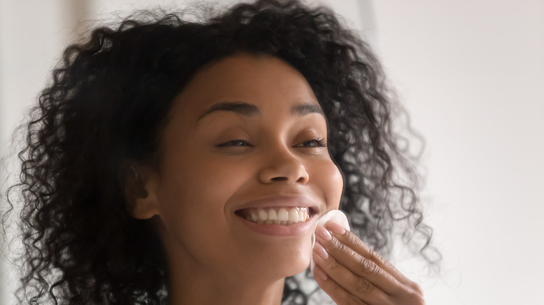 cleaning makeup