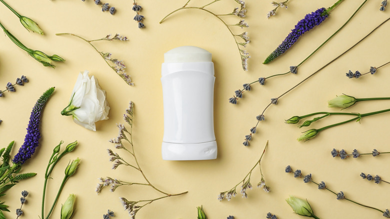 Deodorant surrounded by lavender 