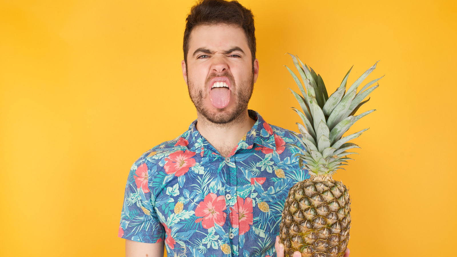 Why Does Your Tongue Tingle After Eating Pineapple 