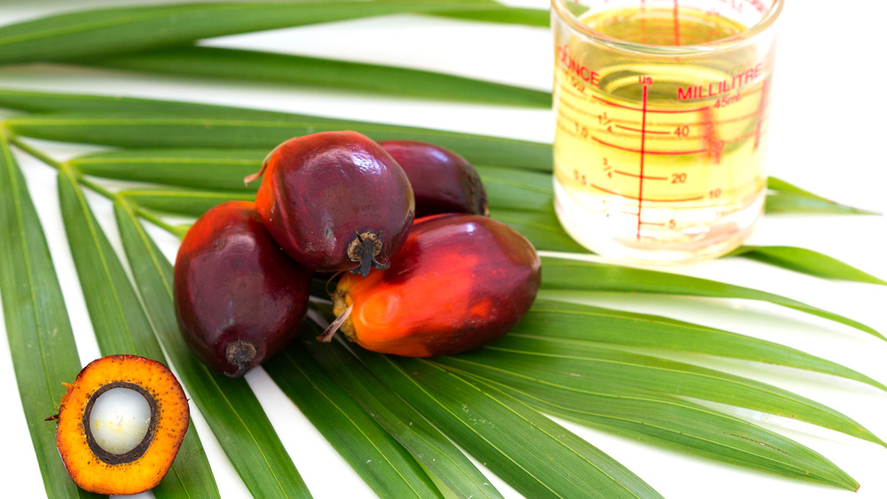 palm nuts and palm oil
