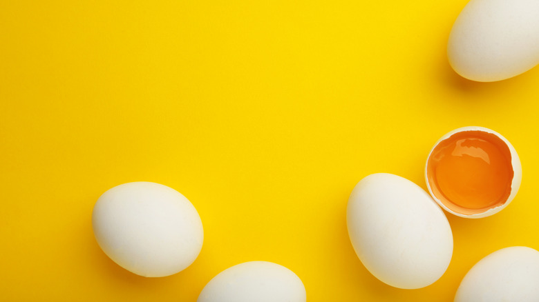 Cracked egg and yolk