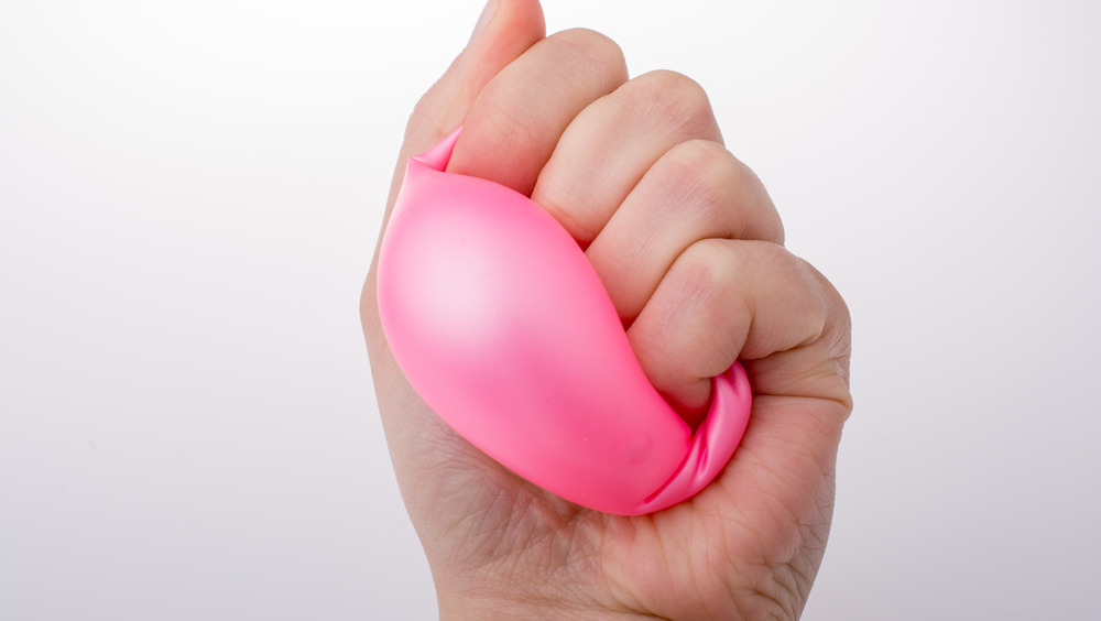 Bladder concept hand squeezing balloon