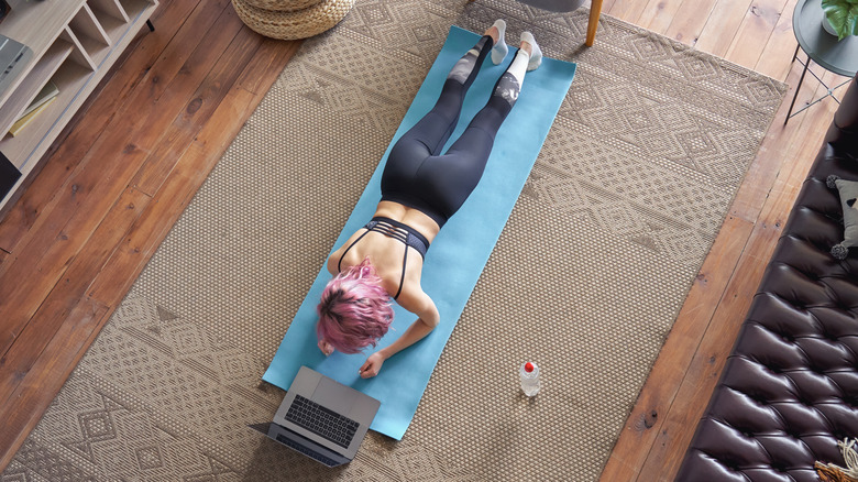 woman doing plank