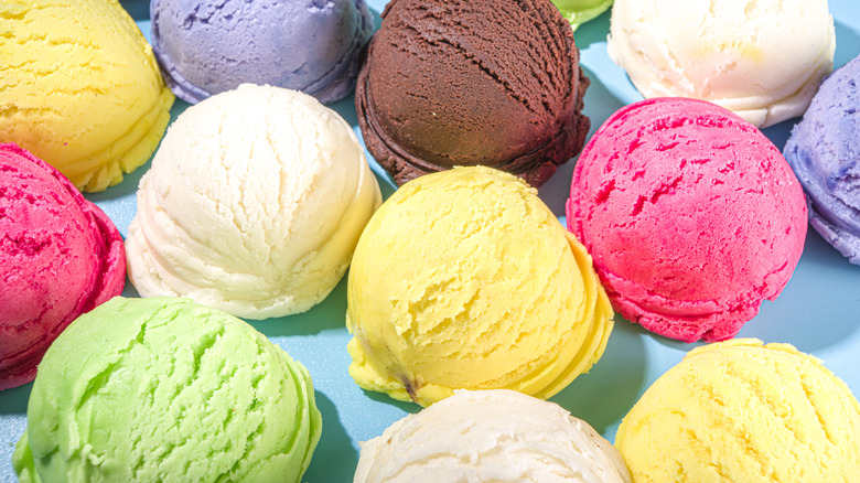 Scoops of different flavors of ice cream 