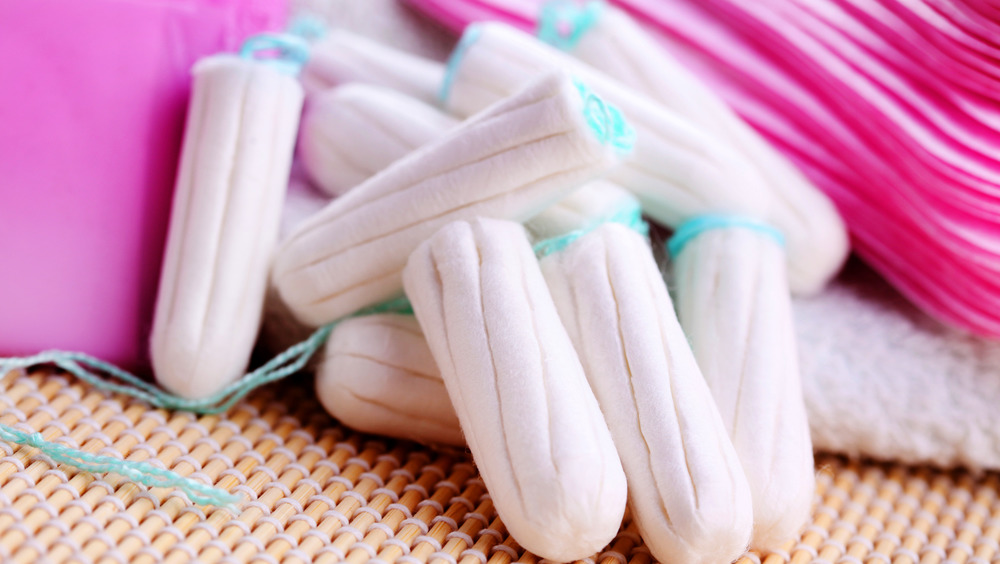 picture of unused, clean tampons