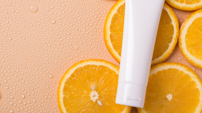 antioxidant sunscreen with oranges